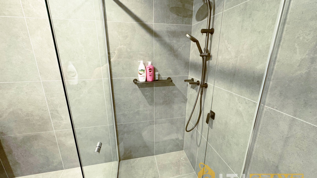 Photo of Bathroom in Lyneham