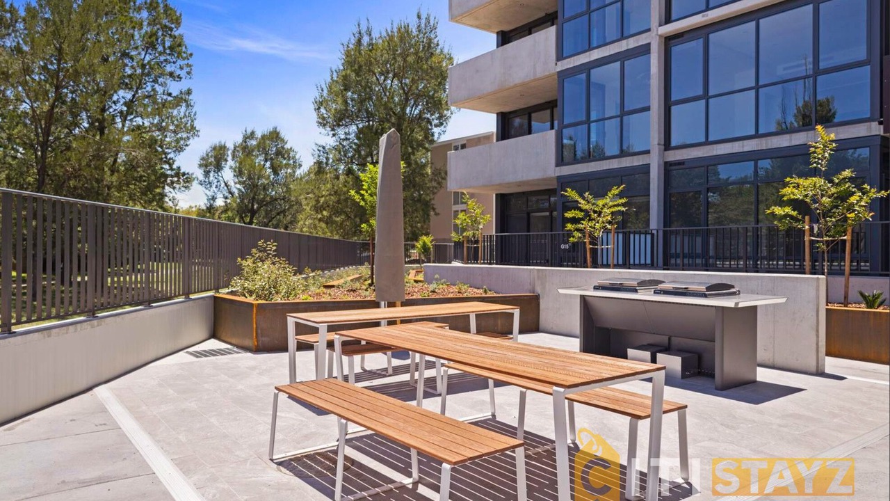 Photo of Outdoor in Lyneham