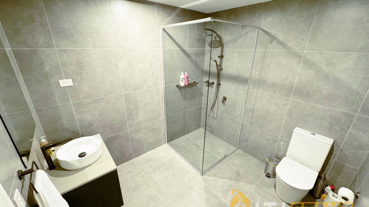 Photo of Bathroom in Lyneham