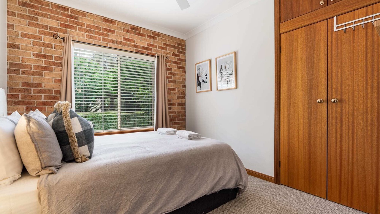 Photo of Bedroom in Laffing Waters