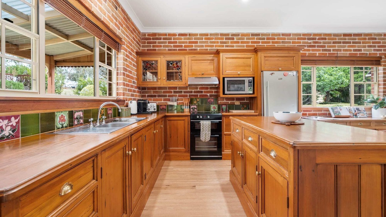 Photo of Kitchen in Laffing Waters