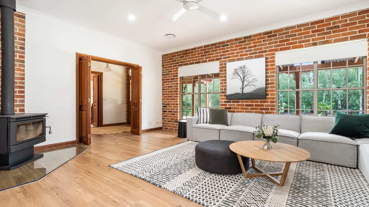 Photo of Livingroom in Laffing Waters