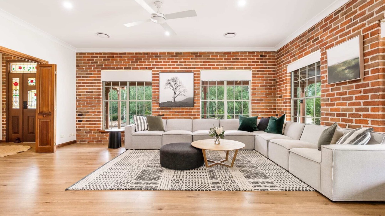 Photo of Livingroom in Laffing Waters