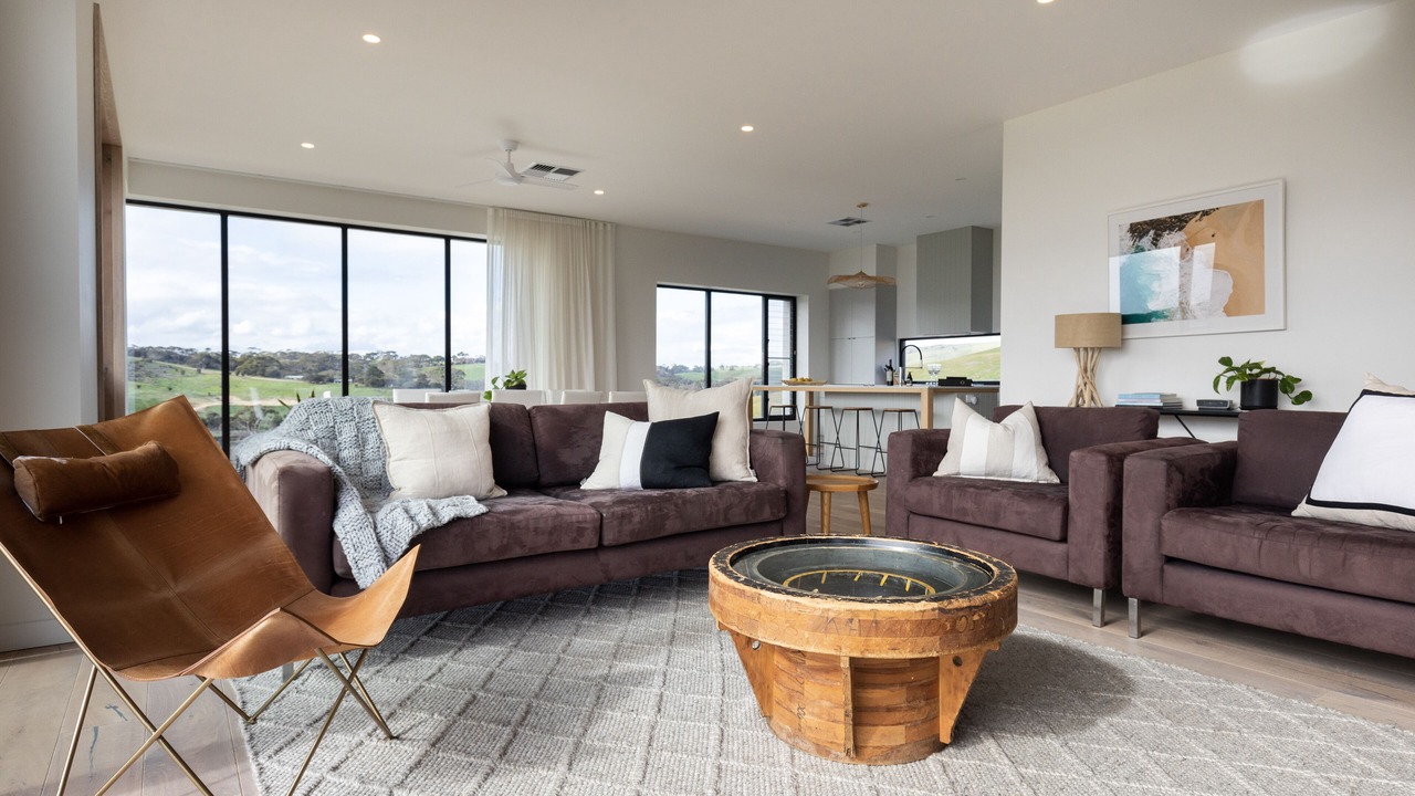 Photo of Livingroom in Duncan