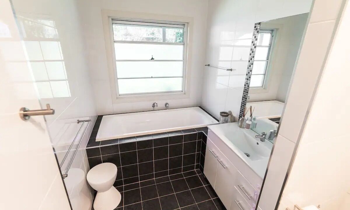 Photo of Bathroom in Mollymook