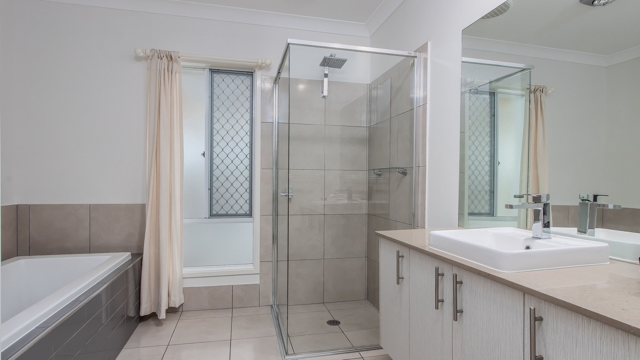 Photo of Bathroom in Casuarina