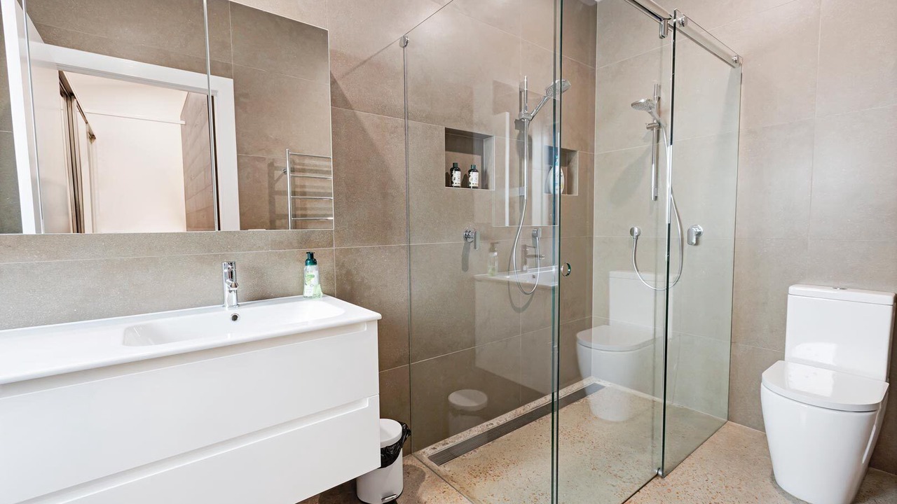 Photo of Bathroom in Raymond Island