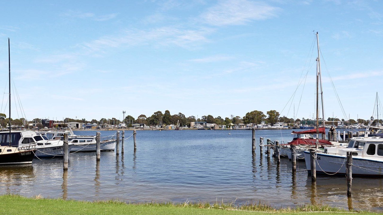 Photo of Others in Raymond Island