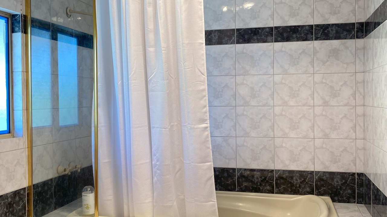 Photo of Bathroom in Falcon