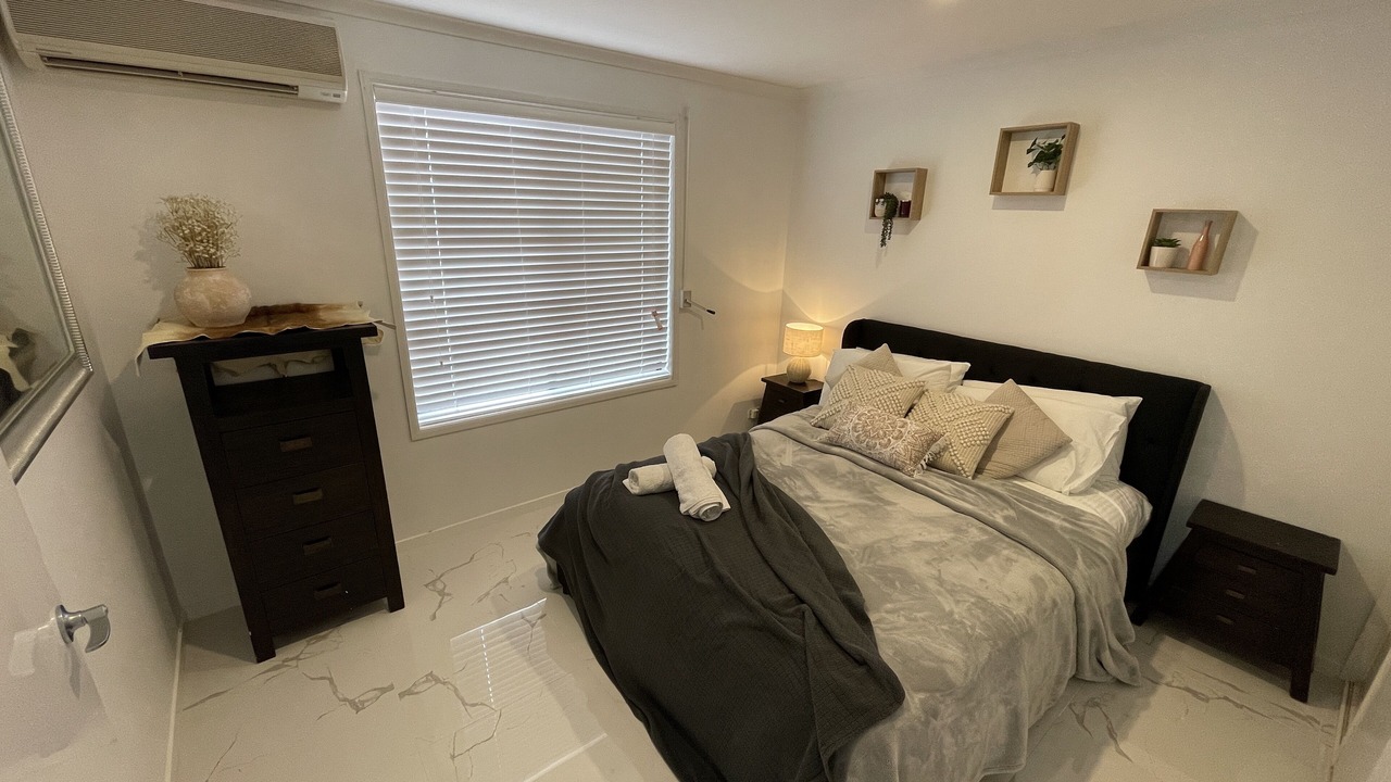 Photo of Bedroom in Mermaid Waters