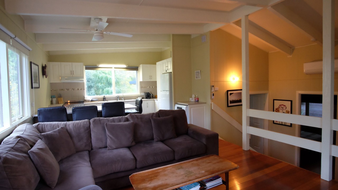 Photo of Livingroom in Howqua Inlet