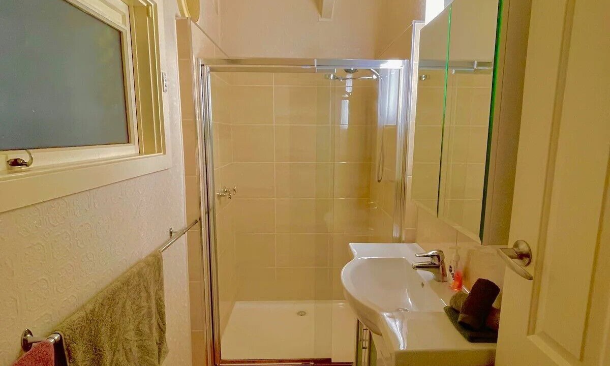 Photo of Bathroom in Howqua Inlet