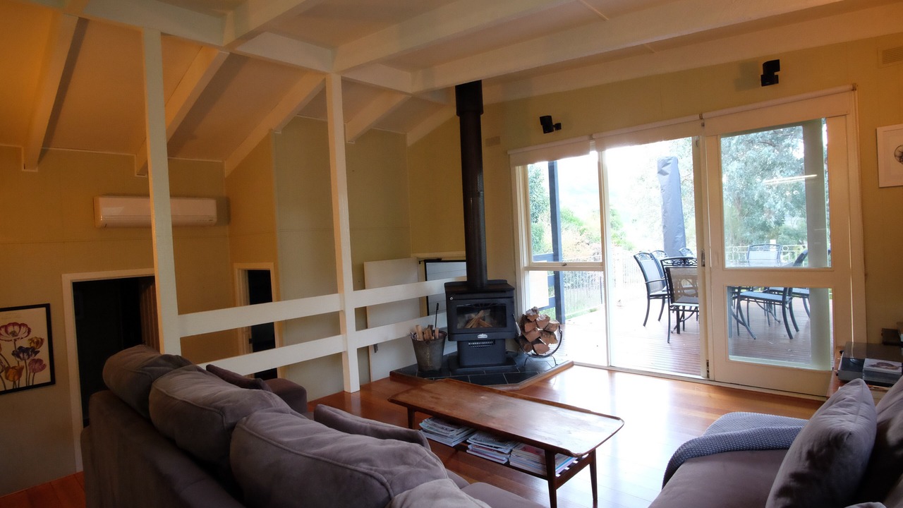 Photo of Livingroom in Howqua Inlet
