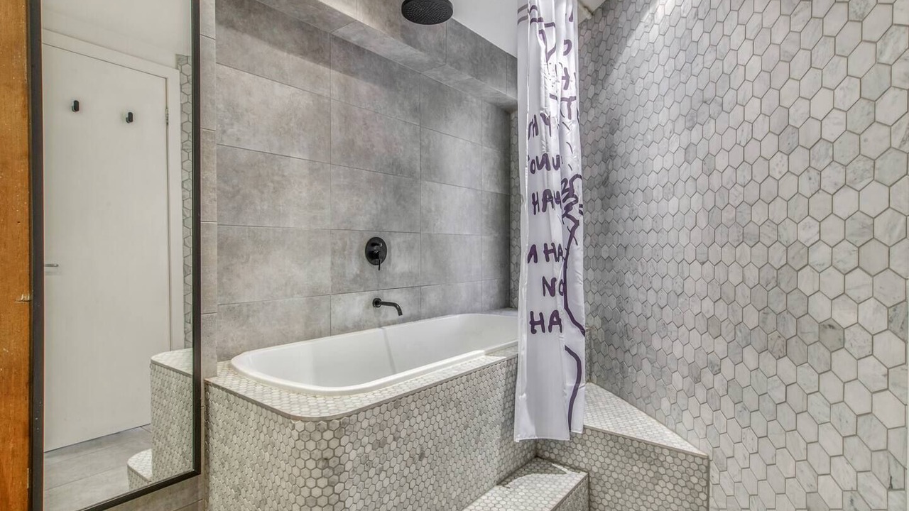 Photo of Bathroom in Collingwood North