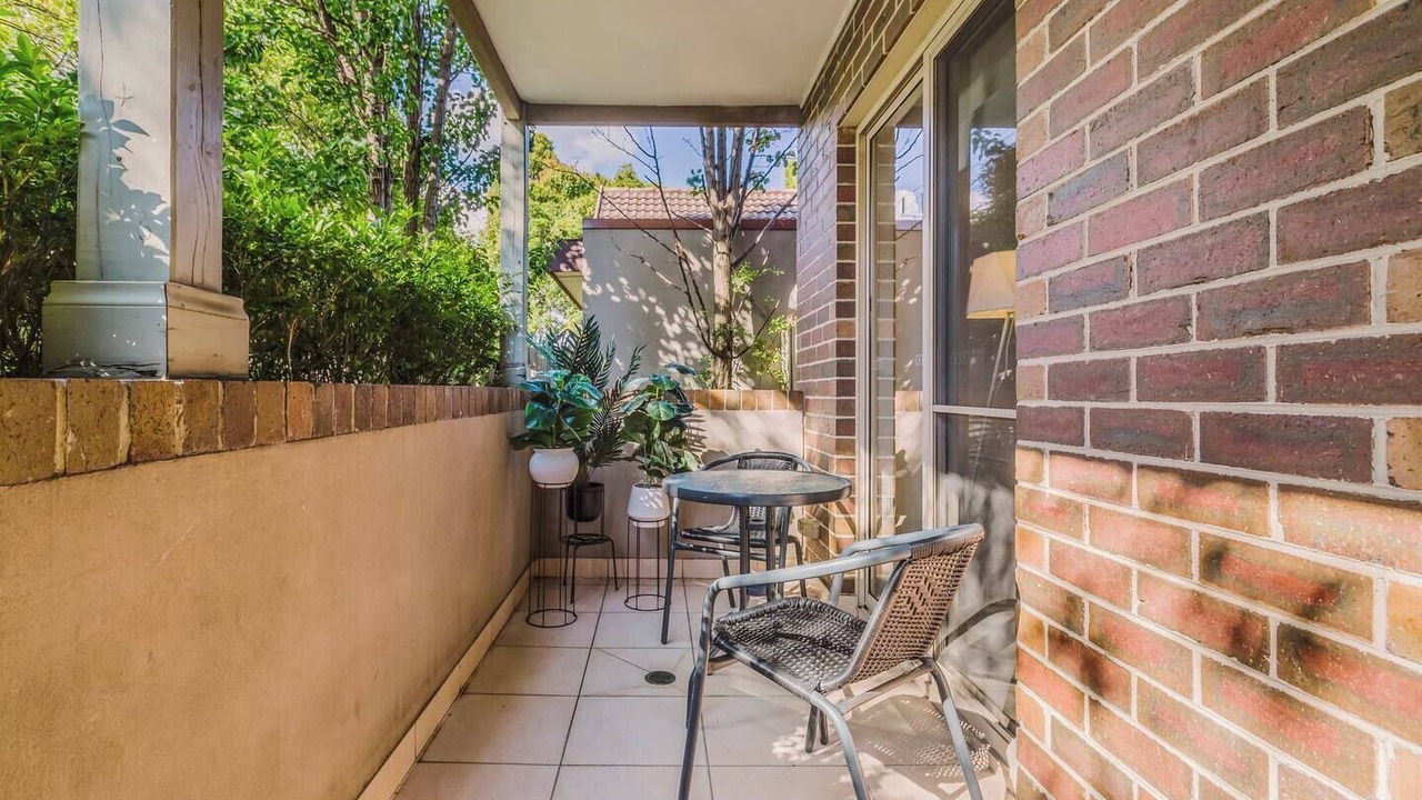 Photo of Outdoor in Kew