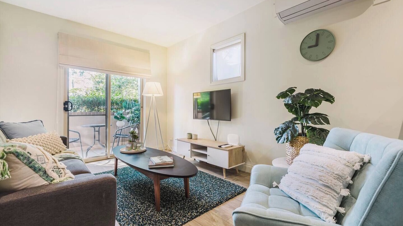 Photo of Livingroom in Kew