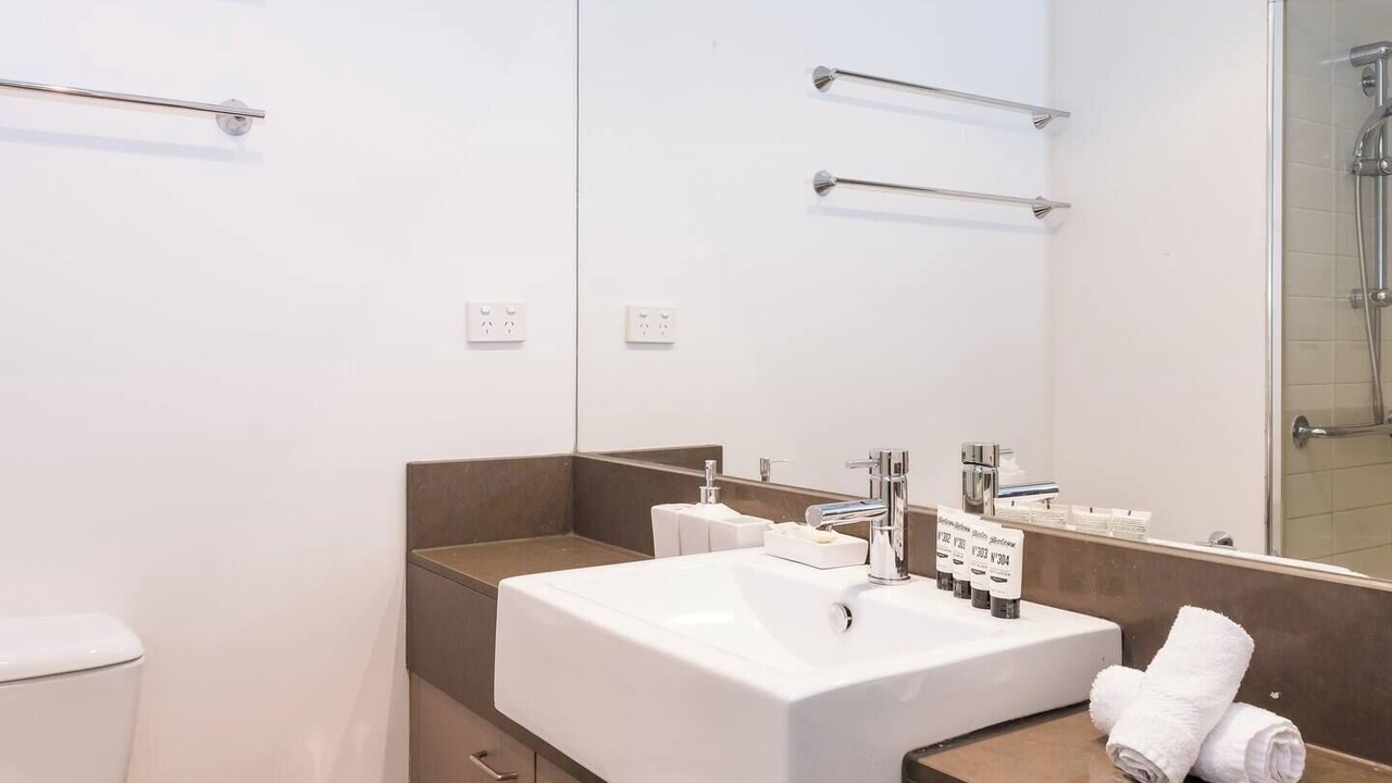 Photo of Bathroom in Kew