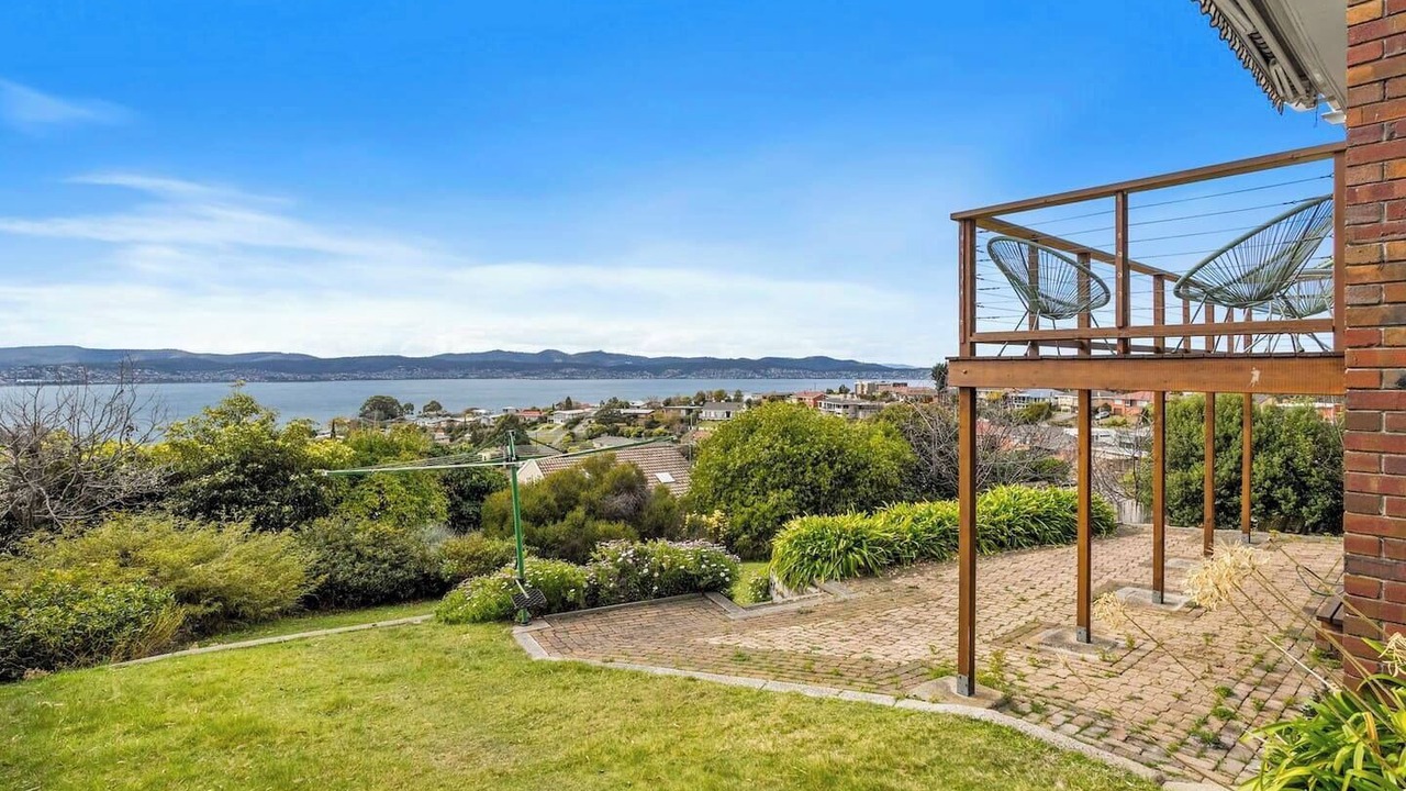 Photo of Patio Balcony in Sandy Bay