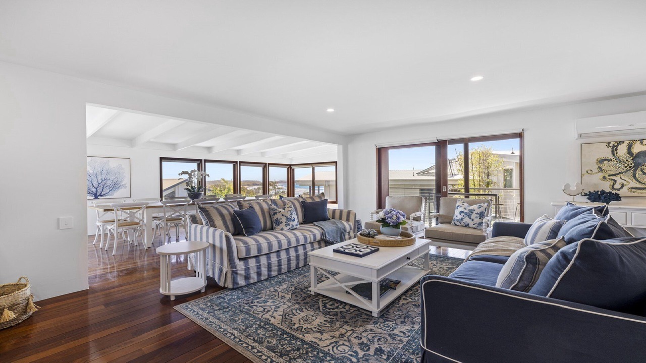 Photo of Livingroom in Emerald Beach