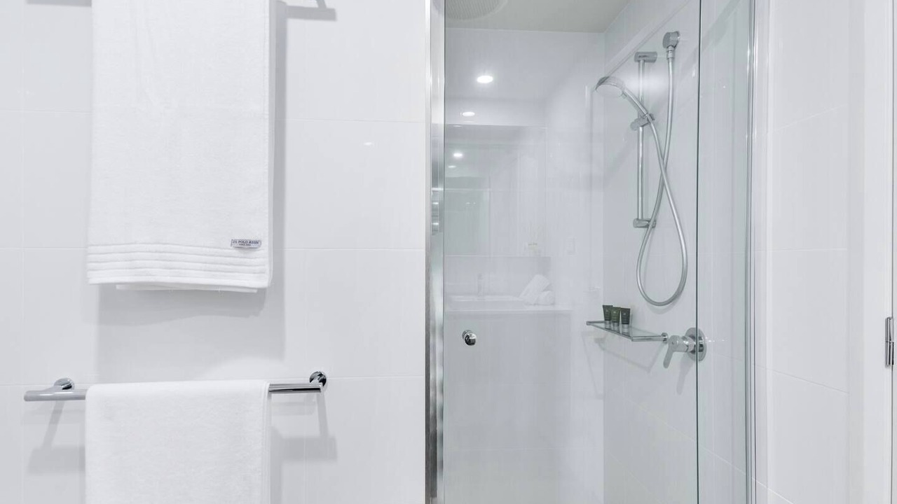 Photo of Bathroom in Shell Cove