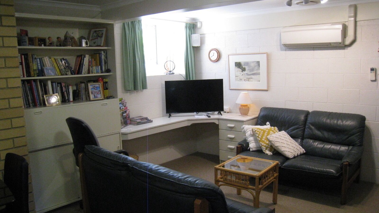 Photo of Livingroom in Howrah