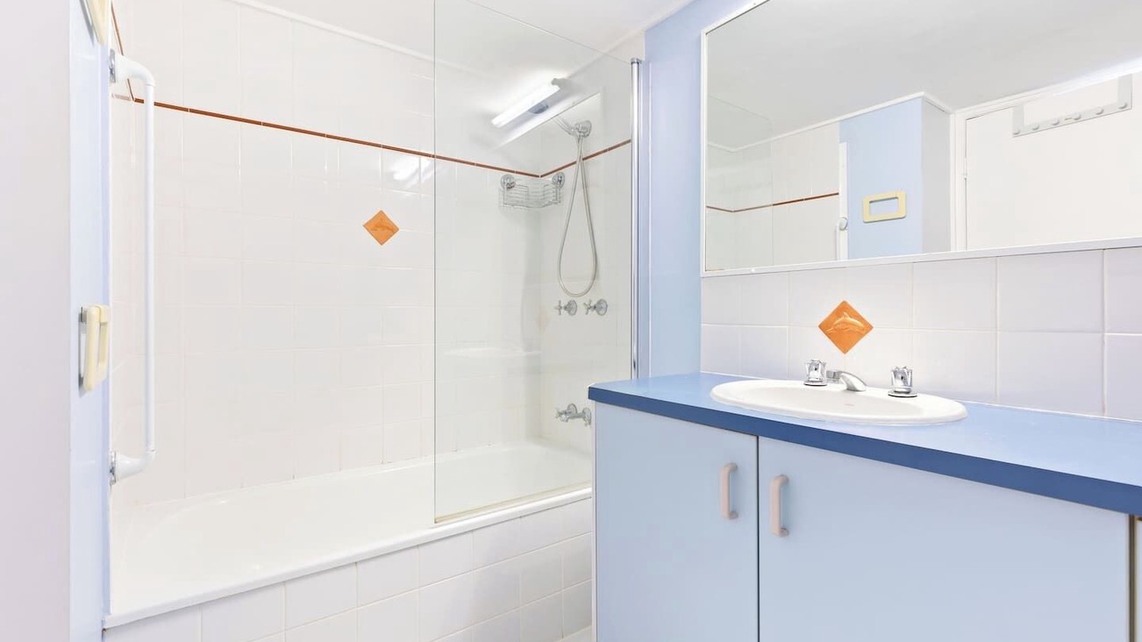 Photo of Bathroom in Urangan