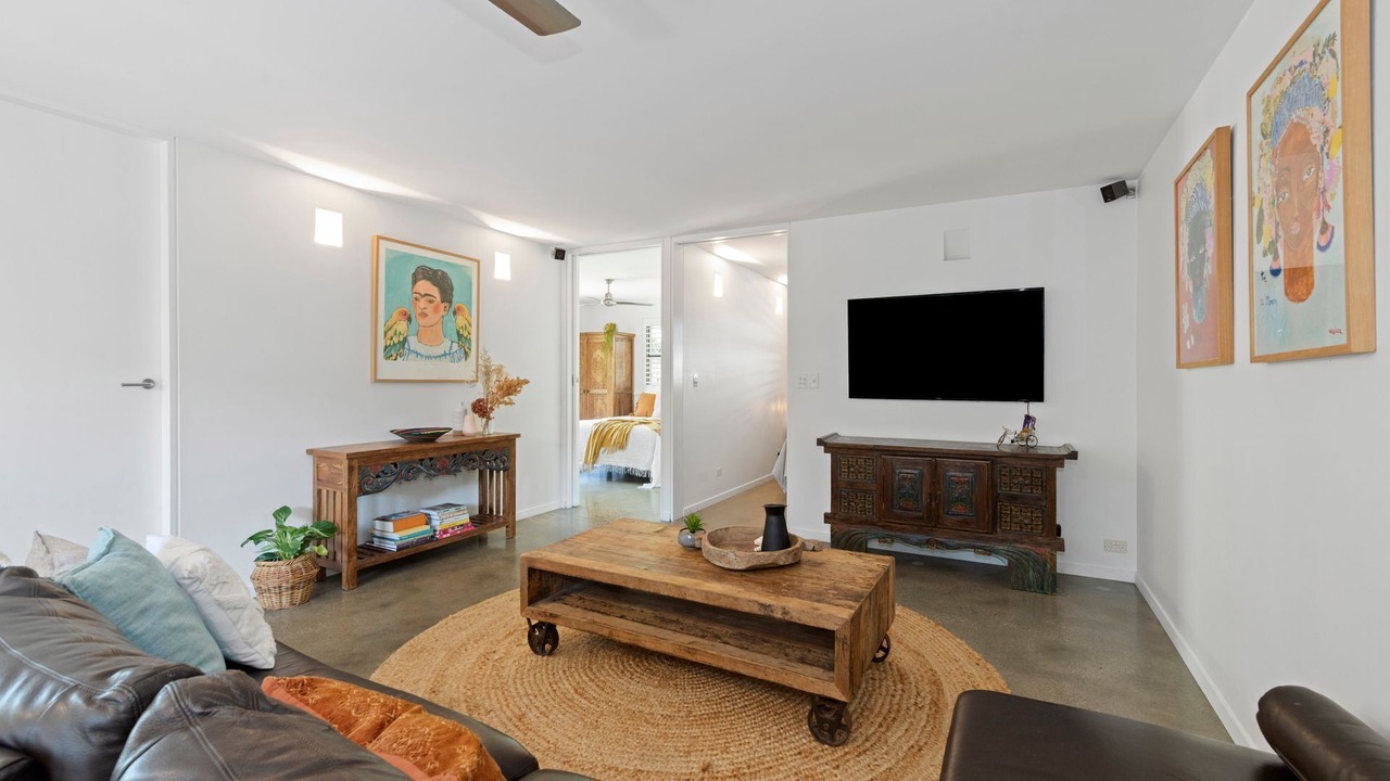 Photo of Livingroom in Suffolk Park