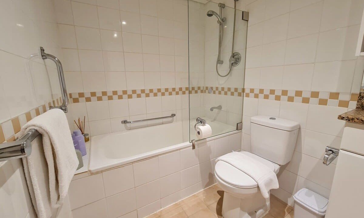 Photo of Bathroom in Maroubra