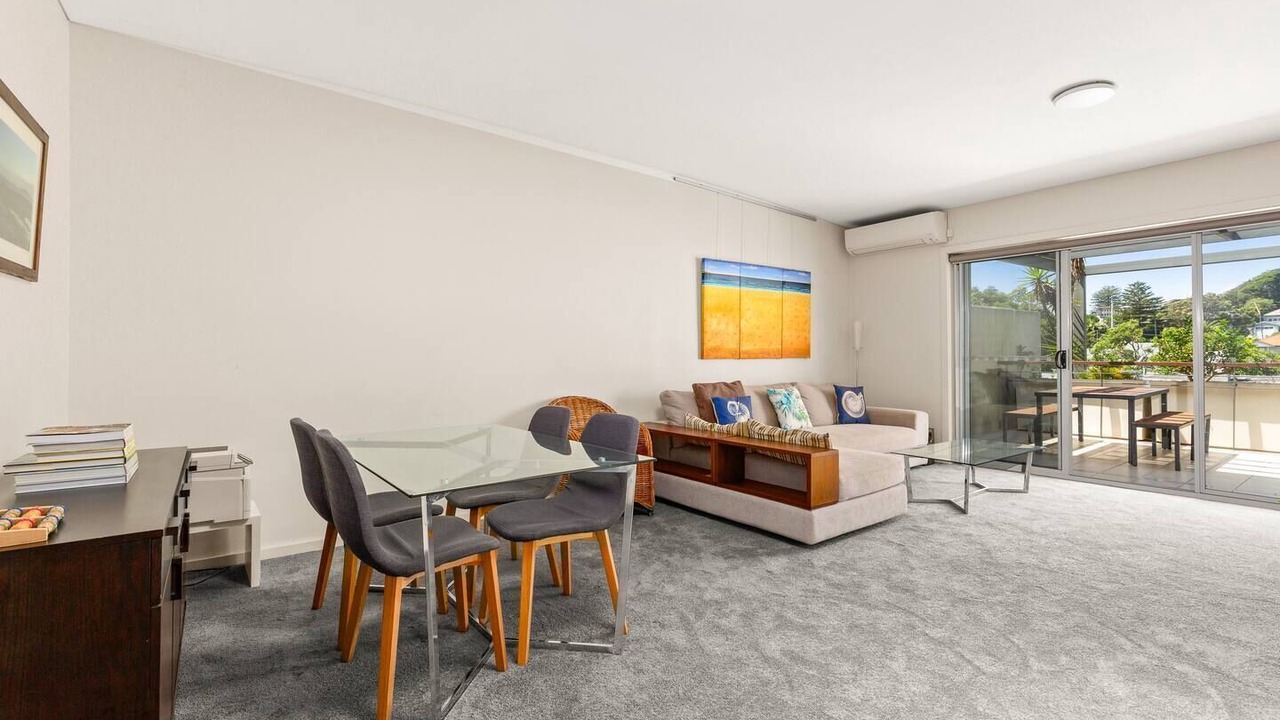 Photo of Livingroom in Avalon Beach