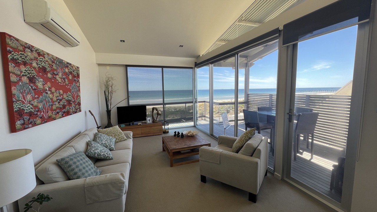 Photo of Livingroom in Henley Beach