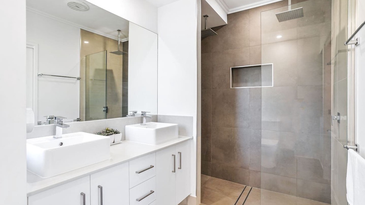 Photo of Bathroom in Trinity Beach