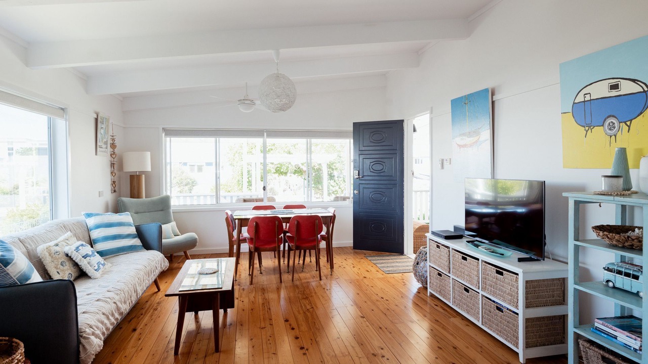 Photo of Livingroom in Narrawallee