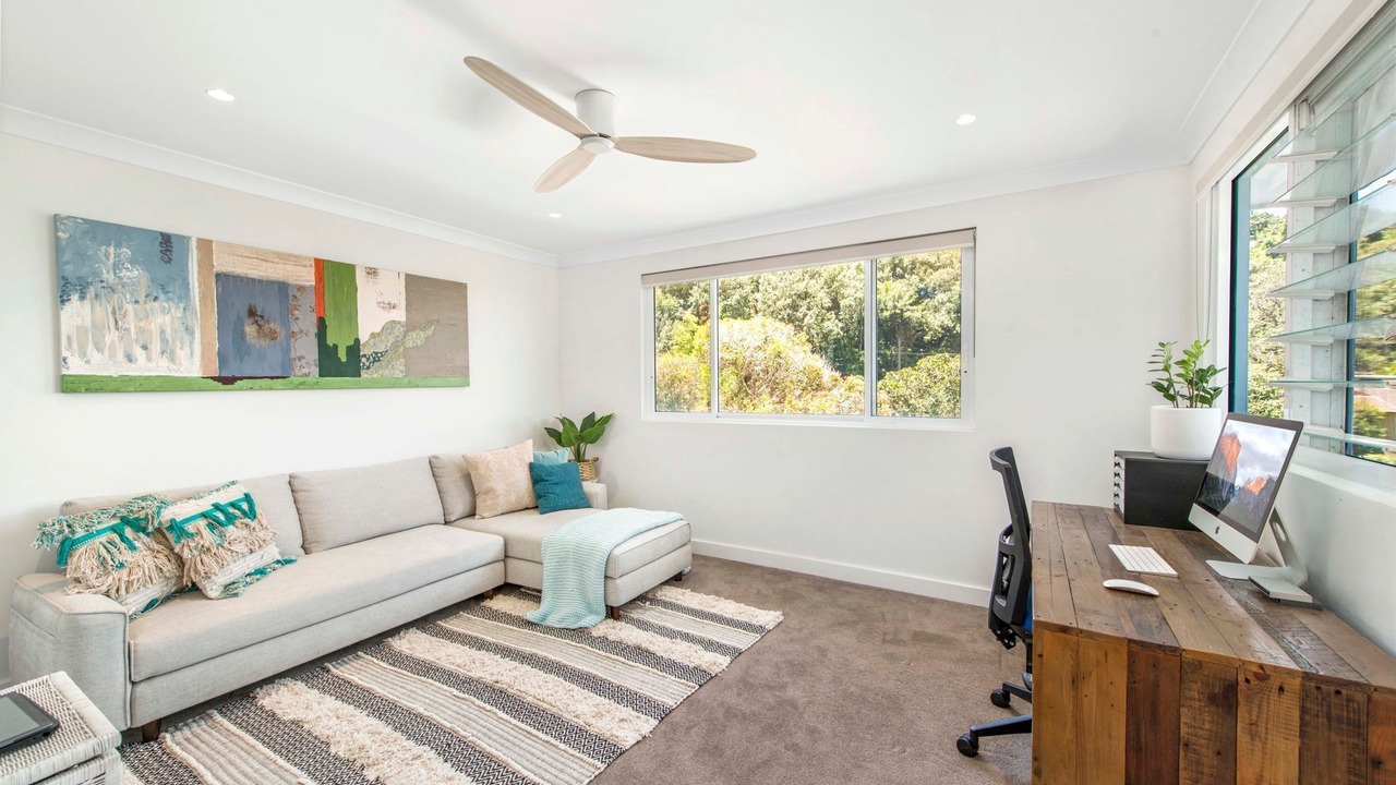 Photo of Livingroom in Newport