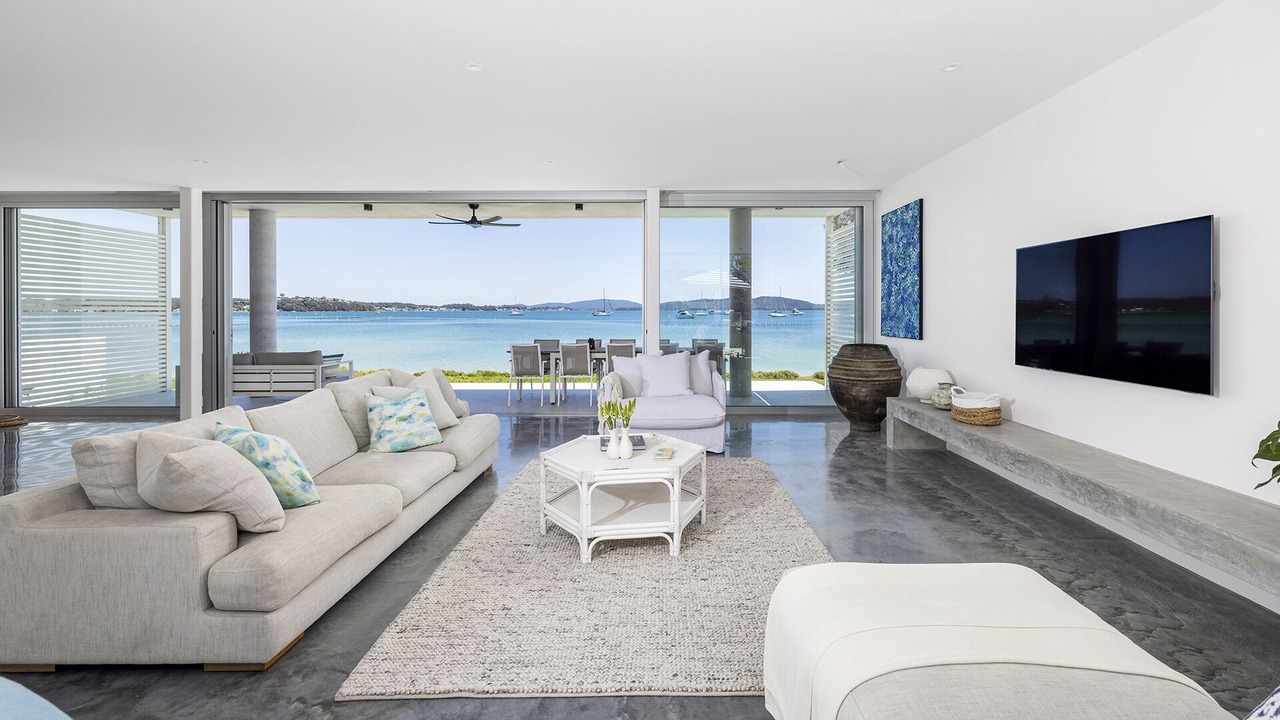 Photo of Livingroom in Corlette