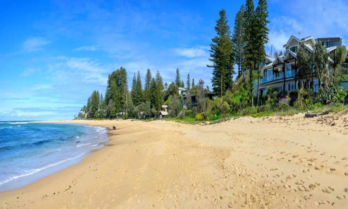 Photo of Others in Blue Bay