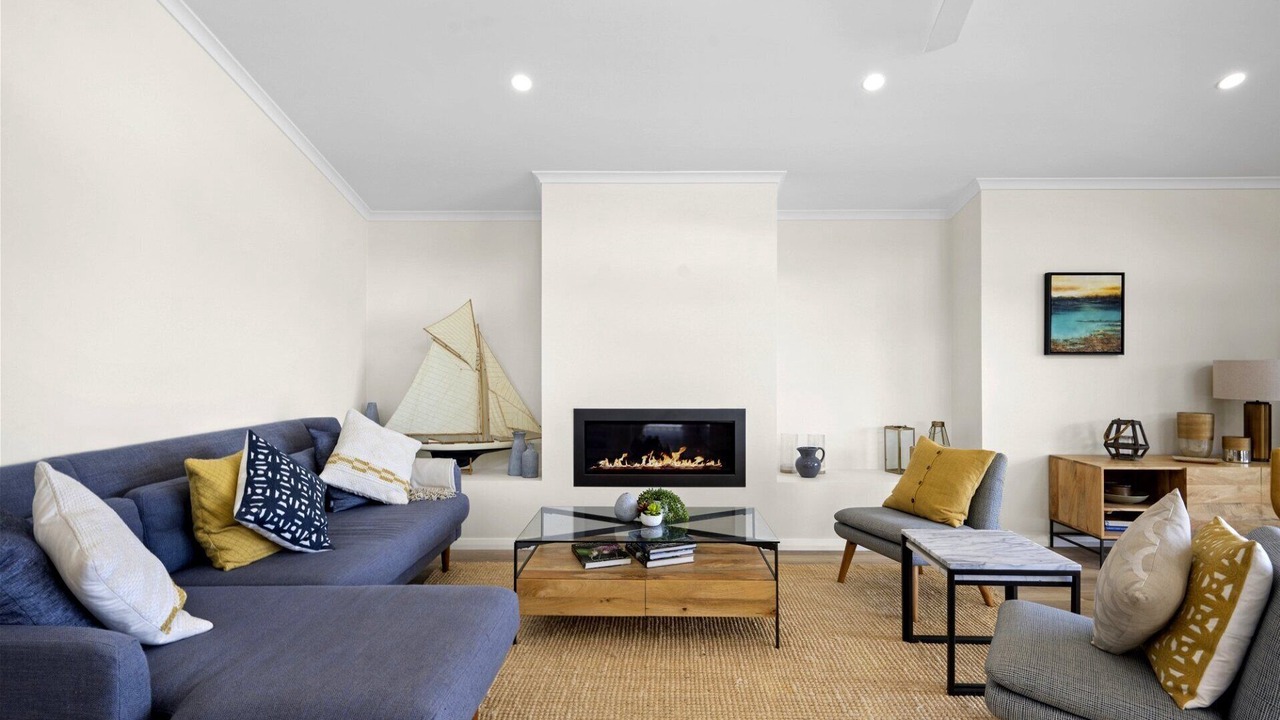Photo of Livingroom in Pretty Beach Central Coast