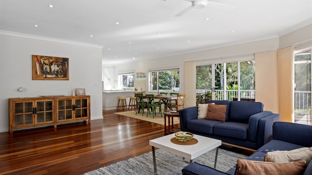 Photo of Livingroom in Macmasters Beach