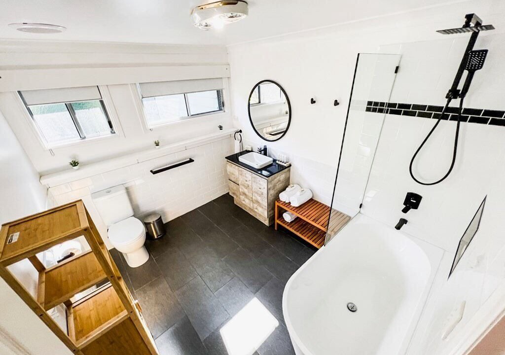 Photo of Bathroom in Rathdowney