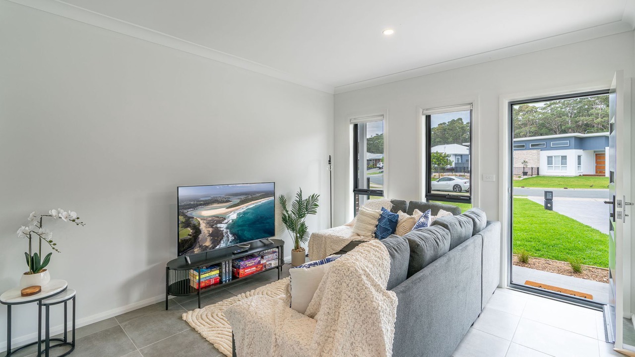 Photo of Livingroom in Burrill Lake