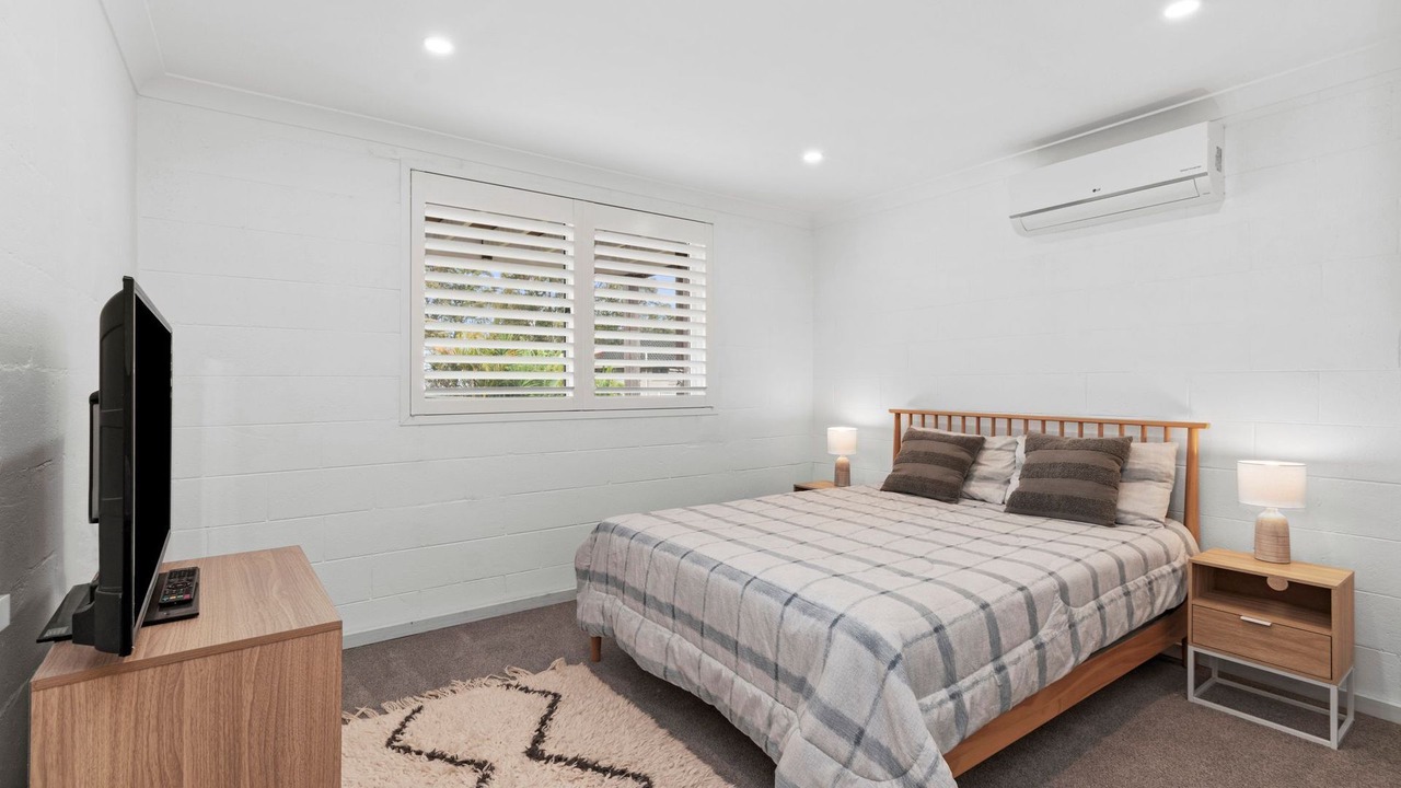 Photo of Bedroom in Surf Beach