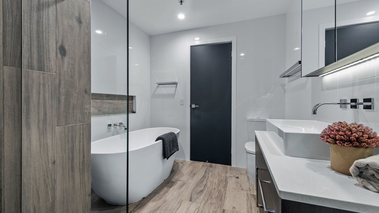 Photo of Bathroom in Teneriffe