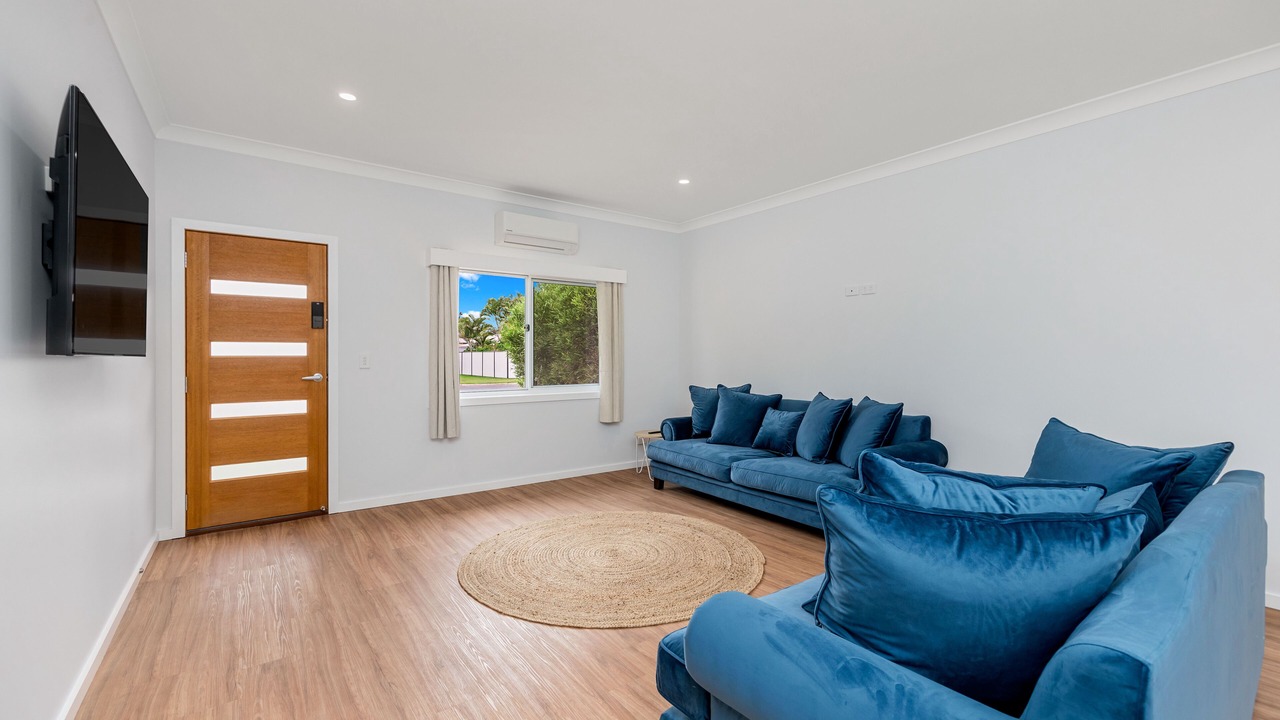Photo of Livingroom in Point Vernon