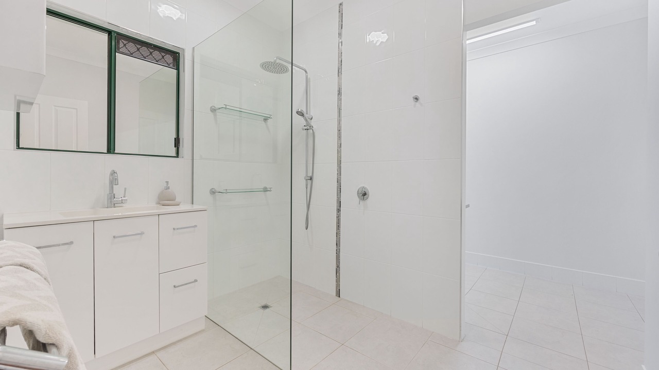 Photo of Bathroom in Point Vernon