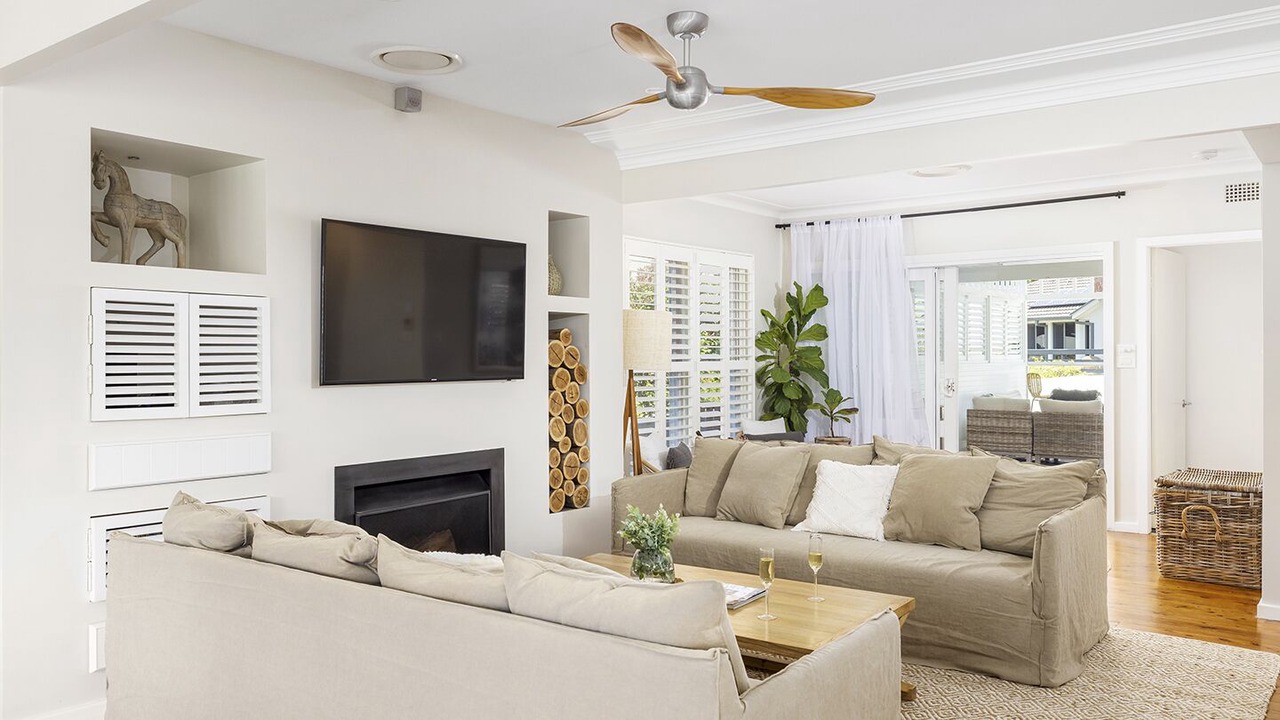 Photo of Livingroom in Nelson Bay