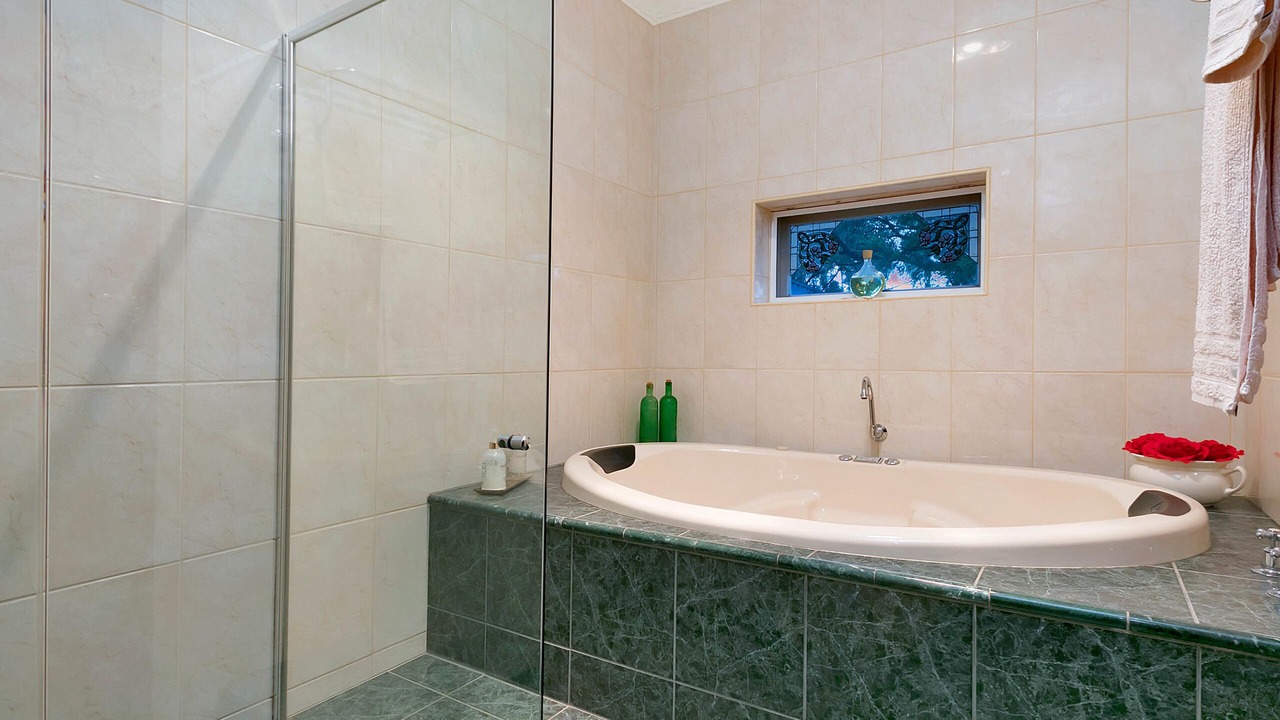 Photo of Bathroom in Walker Flat