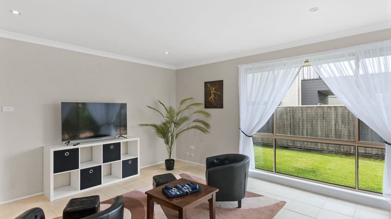 Photo of Livingroom in Shell Cove
