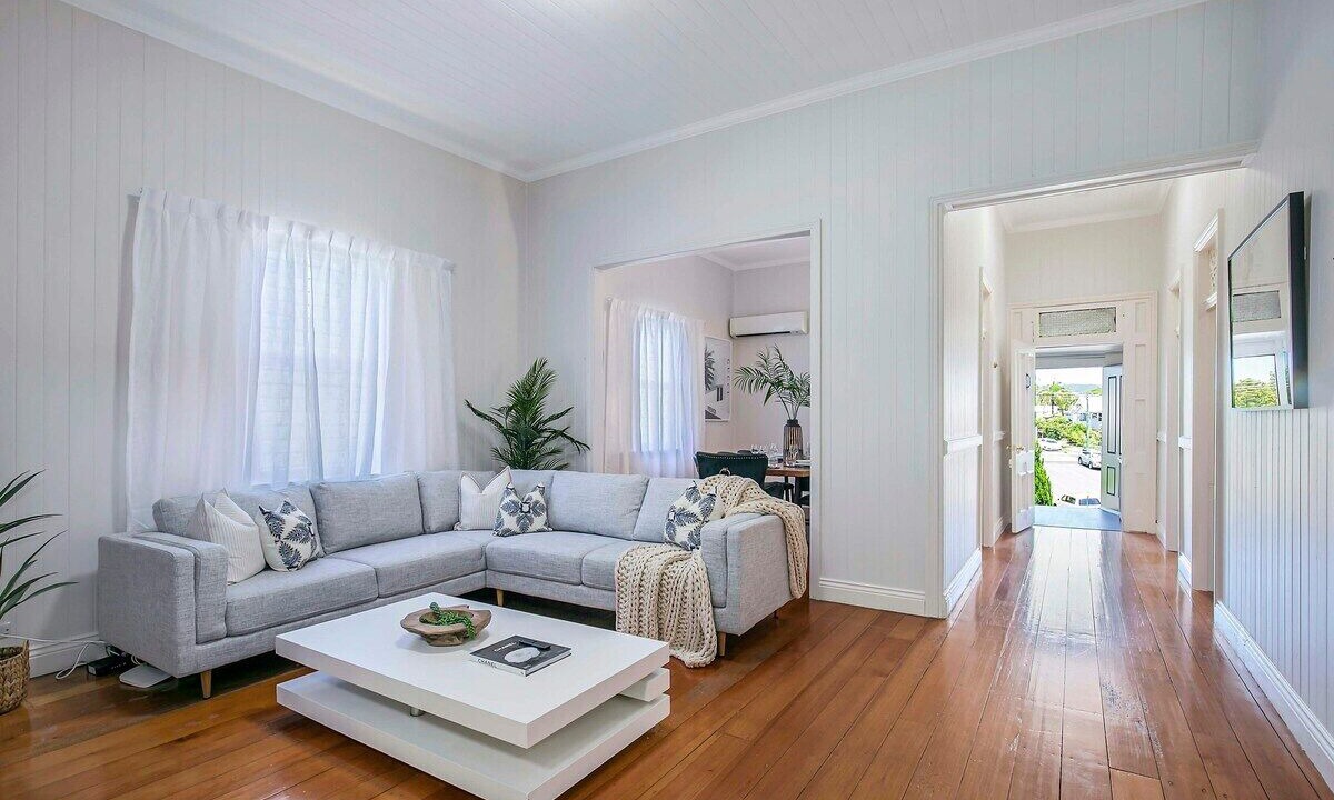 Photo of Livingroom in Milton