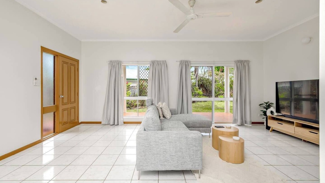 Photo of Livingroom in Smithfield
