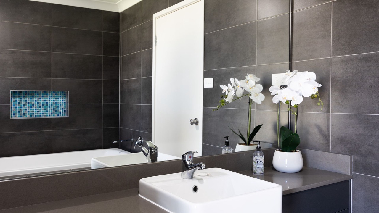 Photo of Bathroom in Dolphin Point