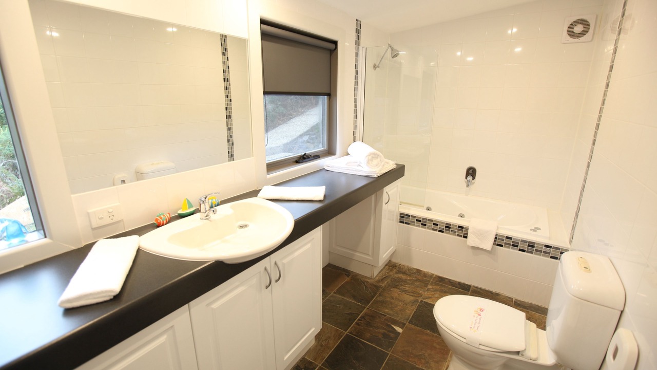Photo of Bathroom in Wongarra